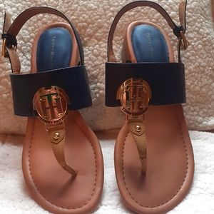 Women's shoes
